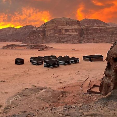 Bedouin Host Camp& With Tour Hotel Wadi Rum Exterior photo